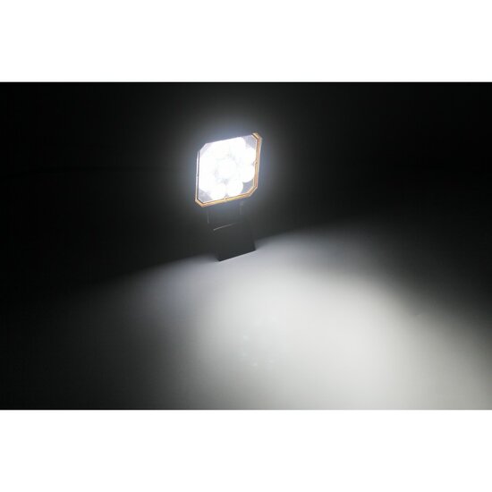 Werklamp vierkant LED - 20 Watt - Ledlamp - 9 LEDS - 12/24 Volt - Verstraler