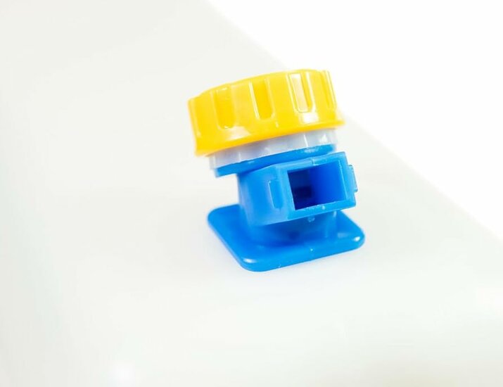 waterkan - watercontainer - opslagkan - drinkwaterkan - caravankan - camperkan - vrachtwagenkan - water - 5 liter kan met tapk