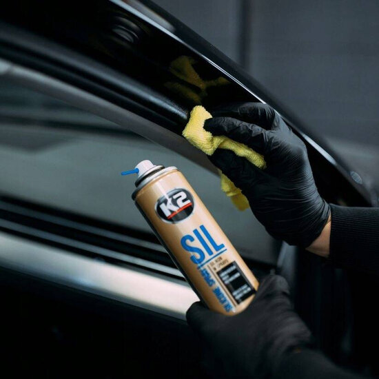 k2 100% professionele siliconenspray - voor rubberen en kunststof auto-onderdelen - smeert - verzorgt - rubber b