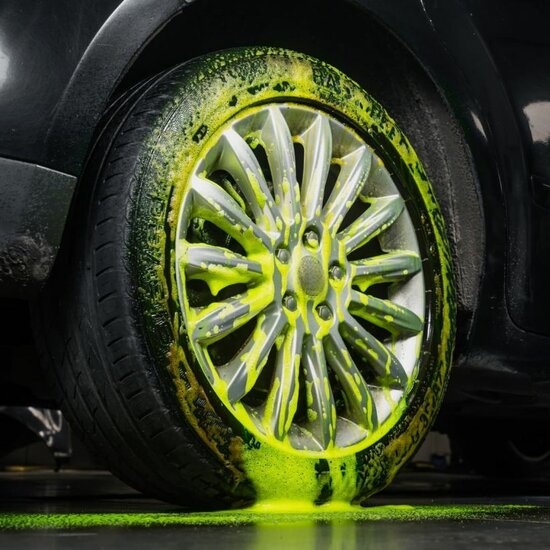k2 neorim 700 ml - banden en velgreiniger - corrosieremmers - neon effect - zuurvrij - wielreiniger