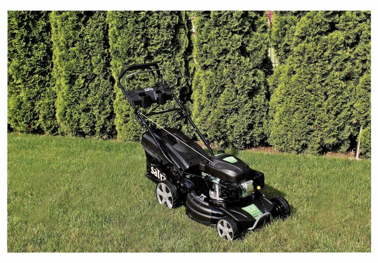 grasmaaier op brandstof 4.35 pk - benzine grasmaaier - maaimachine - maaier - satra