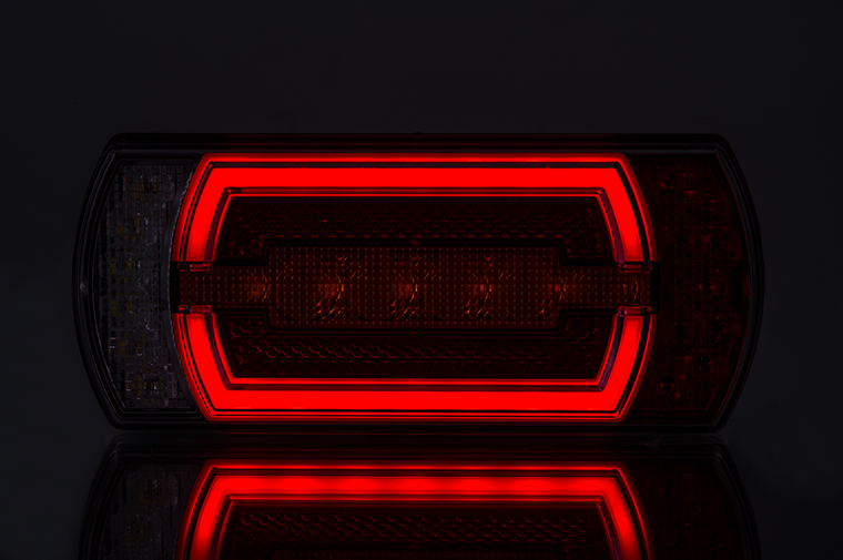 universele led achterlicht - 12/24 volt - achterlamp - achterlicht - aanhanger achterlicht - horpol