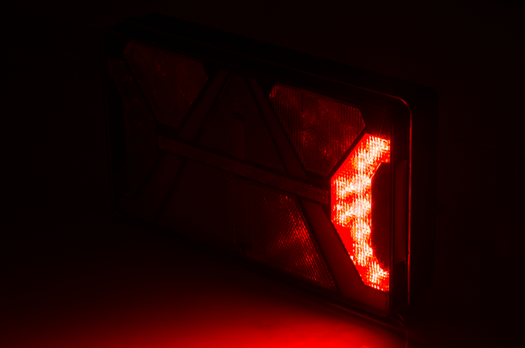 led achterlicht rechts - 12/24 volt - achterlicht strada - achterlamp - aanhanger achterlicht - horpol