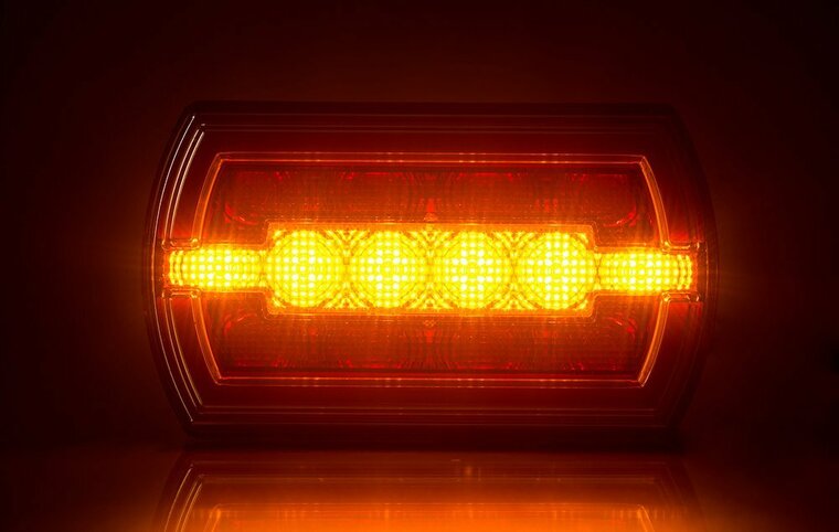 universele led achterlicht - 12/24 volt - cleo achterlicht - achterlamp - aanhanger achterlicht - horpol