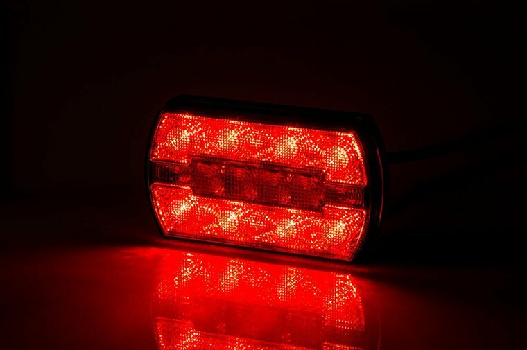 universele led achterlicht - 12/24 volt - carla achterlicht - achterlamp - aanhanger achterlicht - horpol