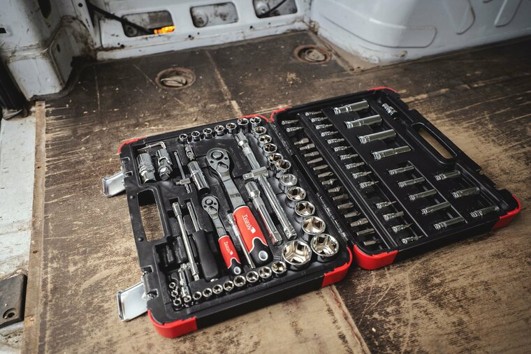 doppenset 1/4 en 1/2 duims - doppendoos - gereedschapsset - ratelset - 94 delig - tvardy