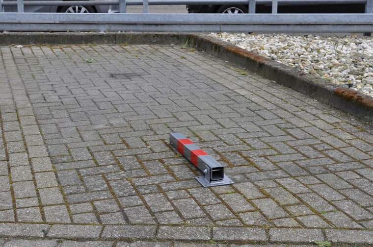 parkeerpaal klapbaar - parkeerstop met slot - parkeer stop paal - parkeerblokkade