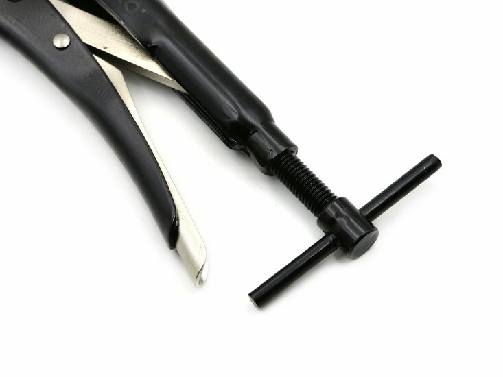 uitlaatpijpsnijder 18 - 93 mm - uitlaatsnijder - buizensnijder - geko