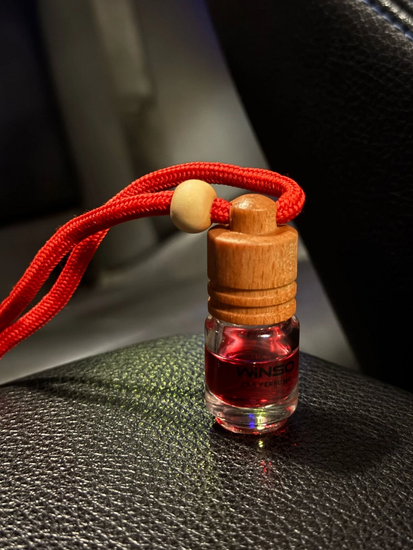 winso fresh wood aardbei autoparfum - fresh wood aardbei - aardbei - winso geur voor in de auto - autogeur - auto parfum