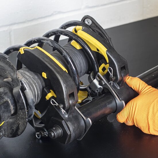 macpherson veerpootklem 2000 kg - veerspanner mc pherson - verenspanner - veerklem - satra