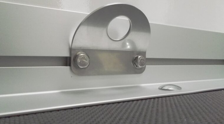 90 x 74 x 18 &nbsp;wandoog&nbsp;- bevestigingsoog - aanhanger bevestigingspunt - wand sjor oog - sjorring voor zijpanelen v