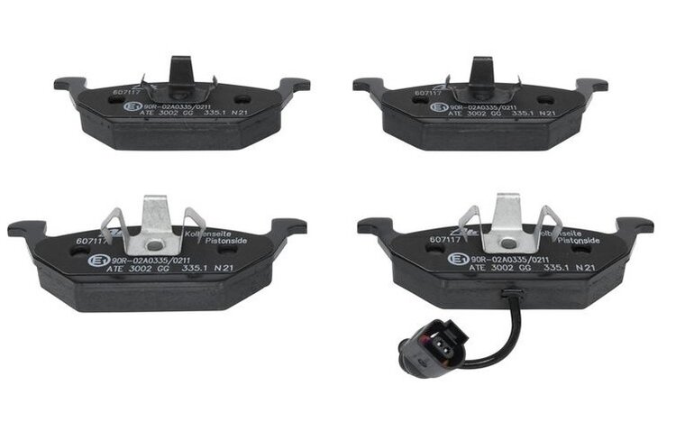 146 x 54,7 x18,3 mm vag remblokken set met sensor - 4 stuks remblok - remvoering - auto remblokset - bremher 