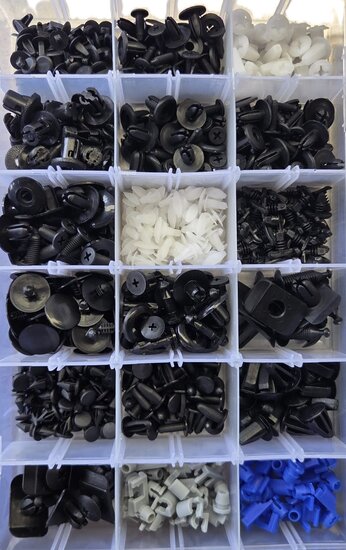 mazda autoclips assortiment 475&nbsp;delig - klemmen - deurpaneel clips - kunststof interieurclips - trim drukkers