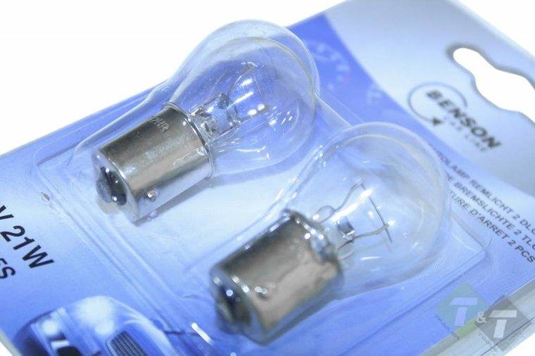 remlicht, achterlicht autolamp, auto lamp, auto elektra, autoverlichting, auto verlichting, led autolamp, steeklamp, steek la