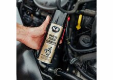 k2 riemspray - v snaar olie om het piepen en geluiden te verminderen - tegen uitdroging - poelieriem onderhoud tegen scheuren -
