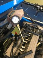 8 delig 0 tot 21 bar benzine compressietester - 10 tot 300 psi compressiemeter - benzinedrukmeter - cilinderdrukmeter