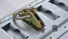 48 mm klikrail&nbsp;spanoog -&nbsp;bindrail ring voor sleufrail&nbsp;- vloerring - wandoog - sjoroog voor rail - sleufgat